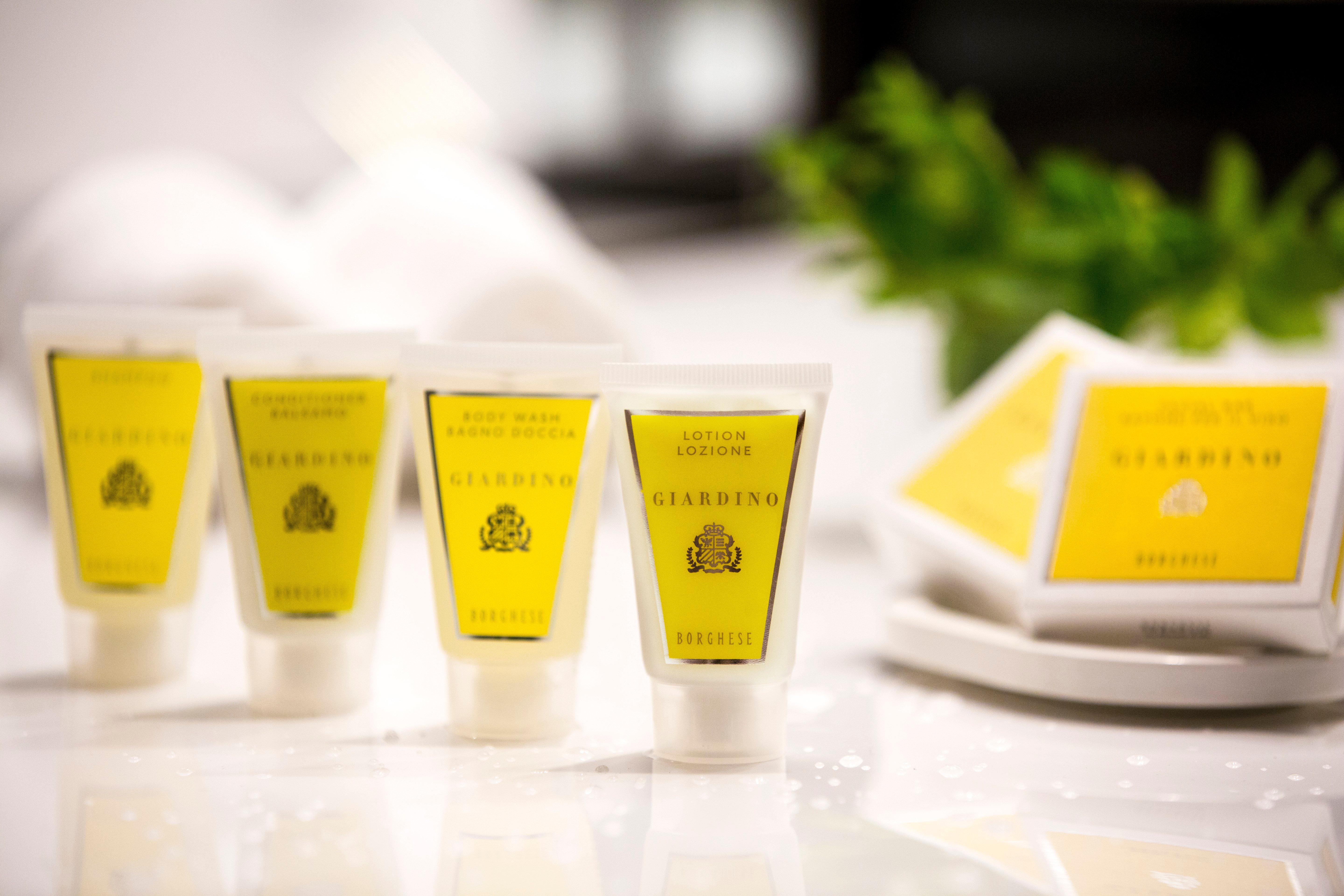 ANA Crowne Plaza Osaka, an IHG Hotel Zewnętrze zdjęcie